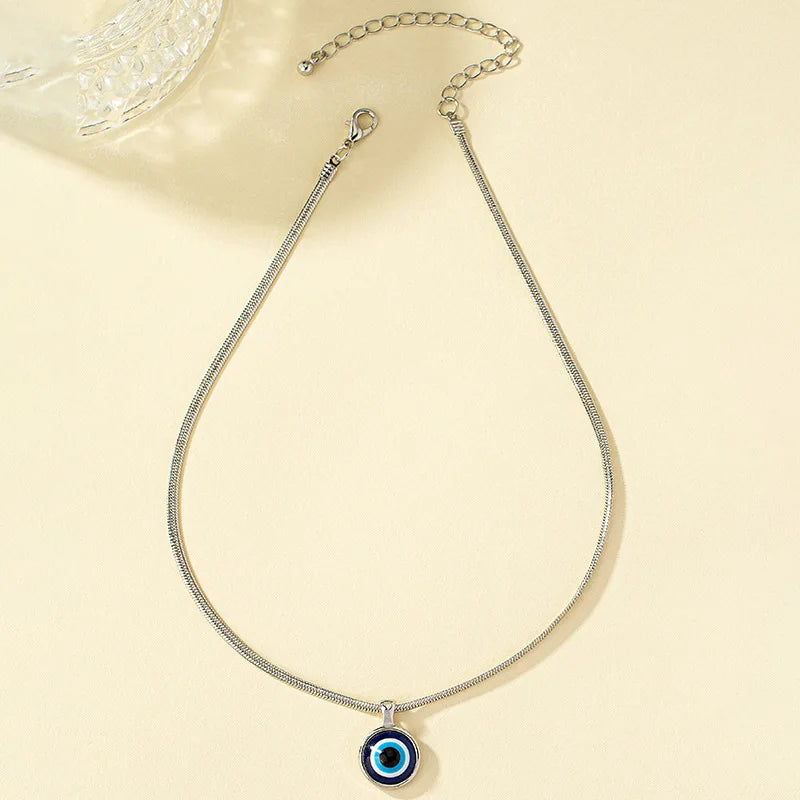 COLLAR DE OJO TURCO EN CRISTAL